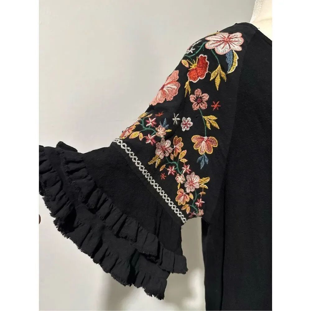 Umgee  double Ruffle sleeve Embroidered top M - Picture 5 of 10